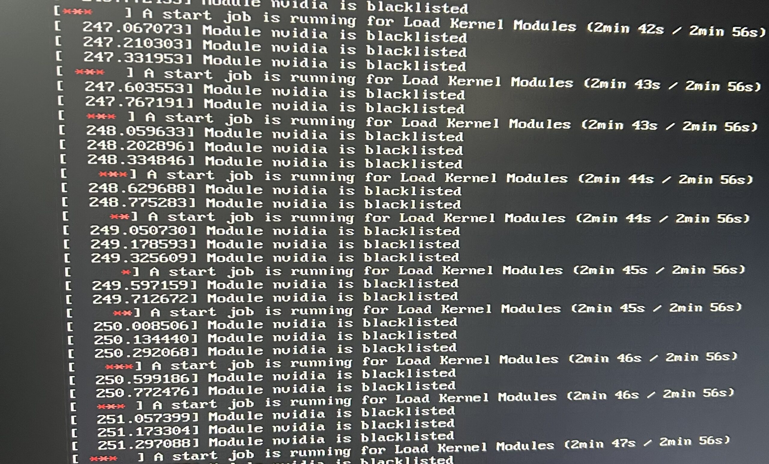 起動しないLinux巡り海外掲示板で議論「Arch特有の症状では」