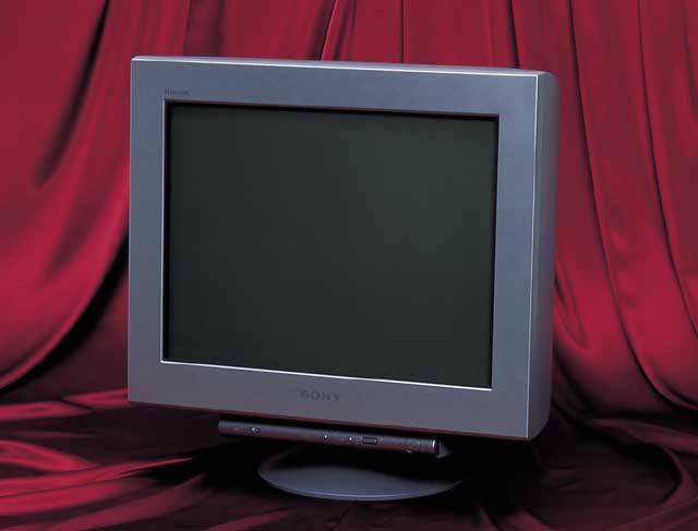 モニター解像度談義に「1080pは仕事してない証拠」 海外の反応