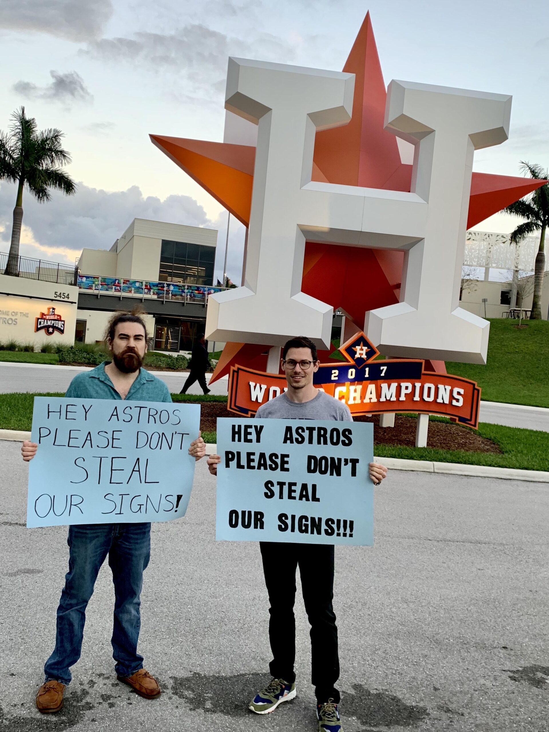 【海外の反応】ホワイトソックスは”教皇公認”? MLBワイルドカード開幕に米ファン沸く