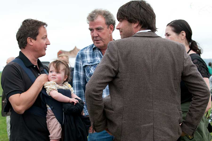 過小評価されたベーシストは誰か、海外の音楽ファンが議論